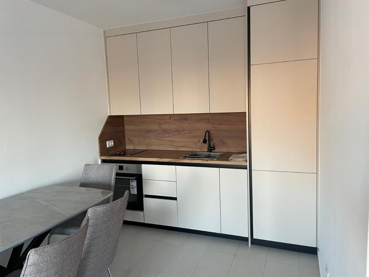Shooter Apartments Урошевац Экстерьер фото