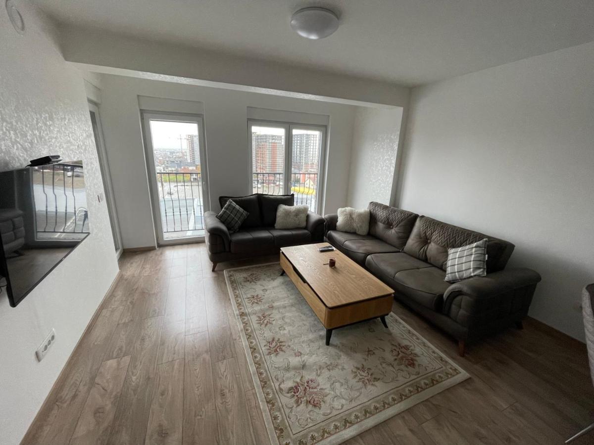 Shooter Apartments Урошевац Экстерьер фото